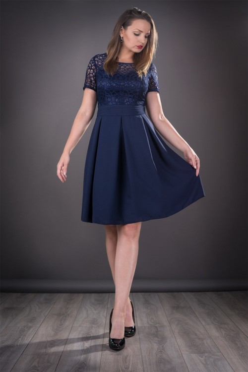 Rochie eleganta cu croiala...