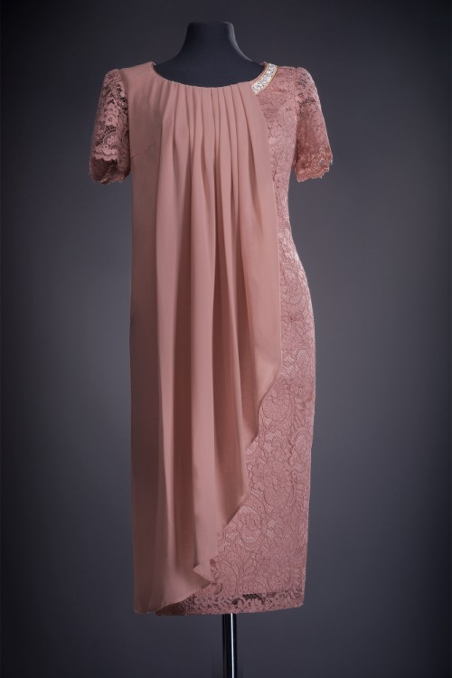 Rochie dantela si voal...