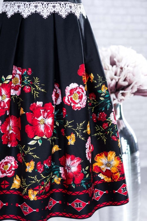 Rochie eleganta neagra cu...