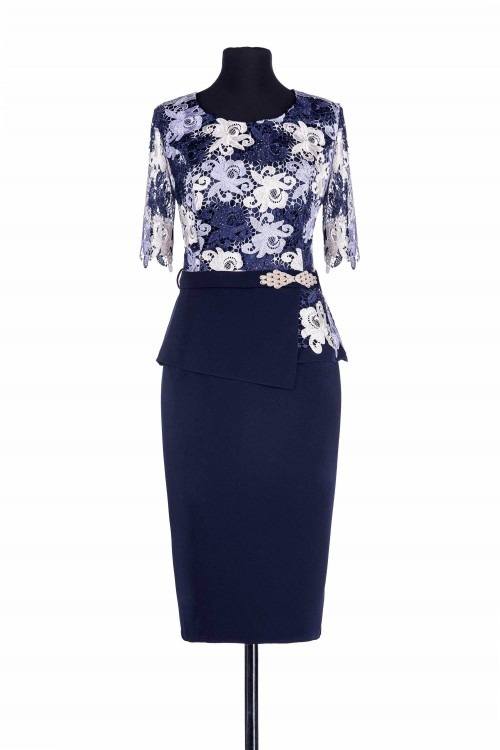 Rochie eleganta din dantela...