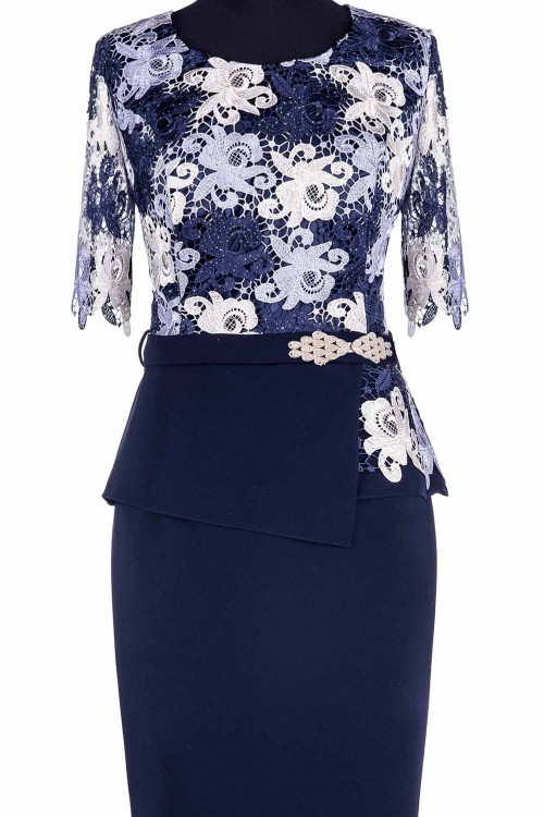 Rochie eleganta din dantela...